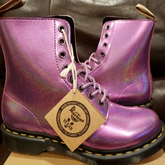 Dr. Martens Pascal Pink Prysm - Picture 1 of 10